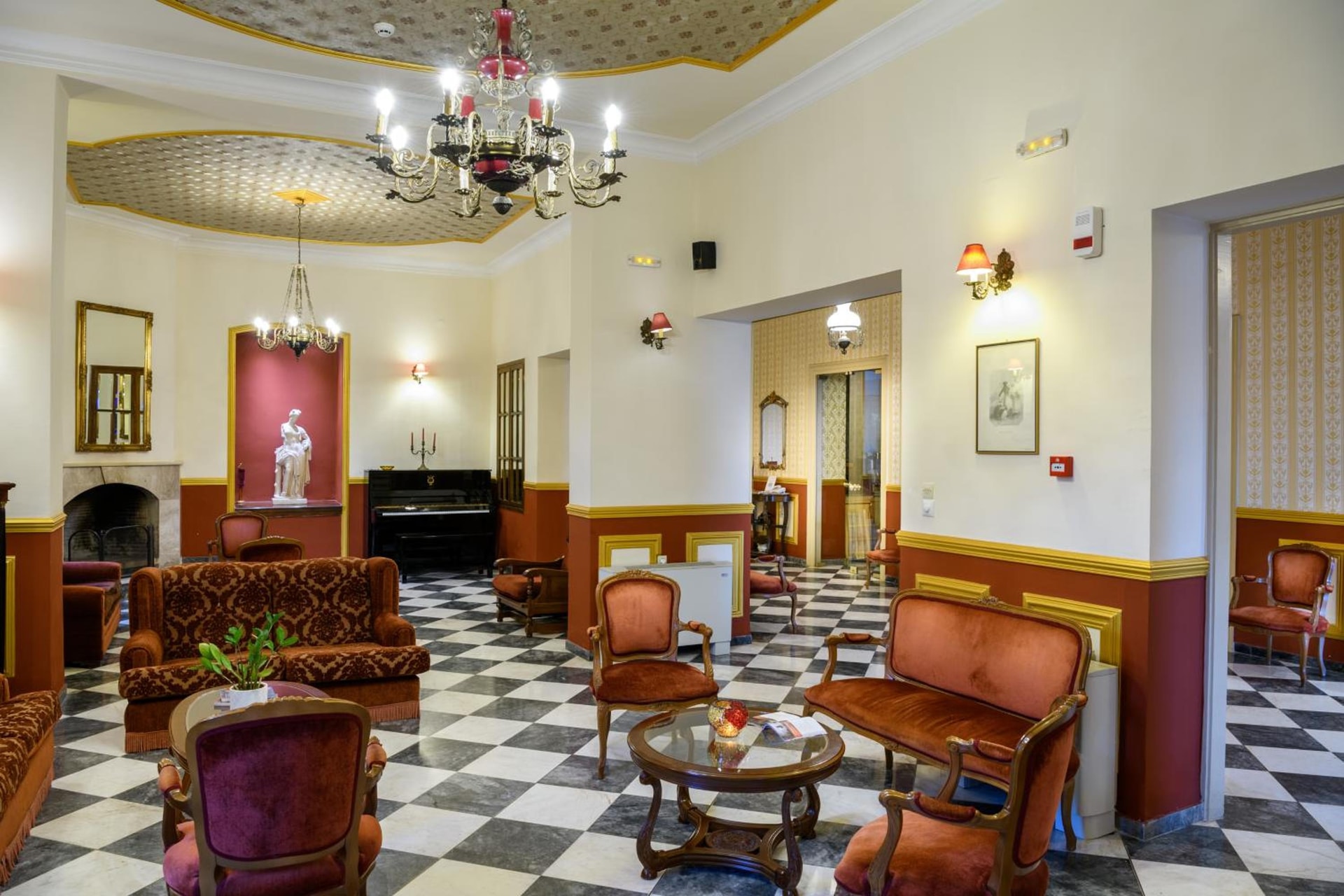 Halepa Hotel