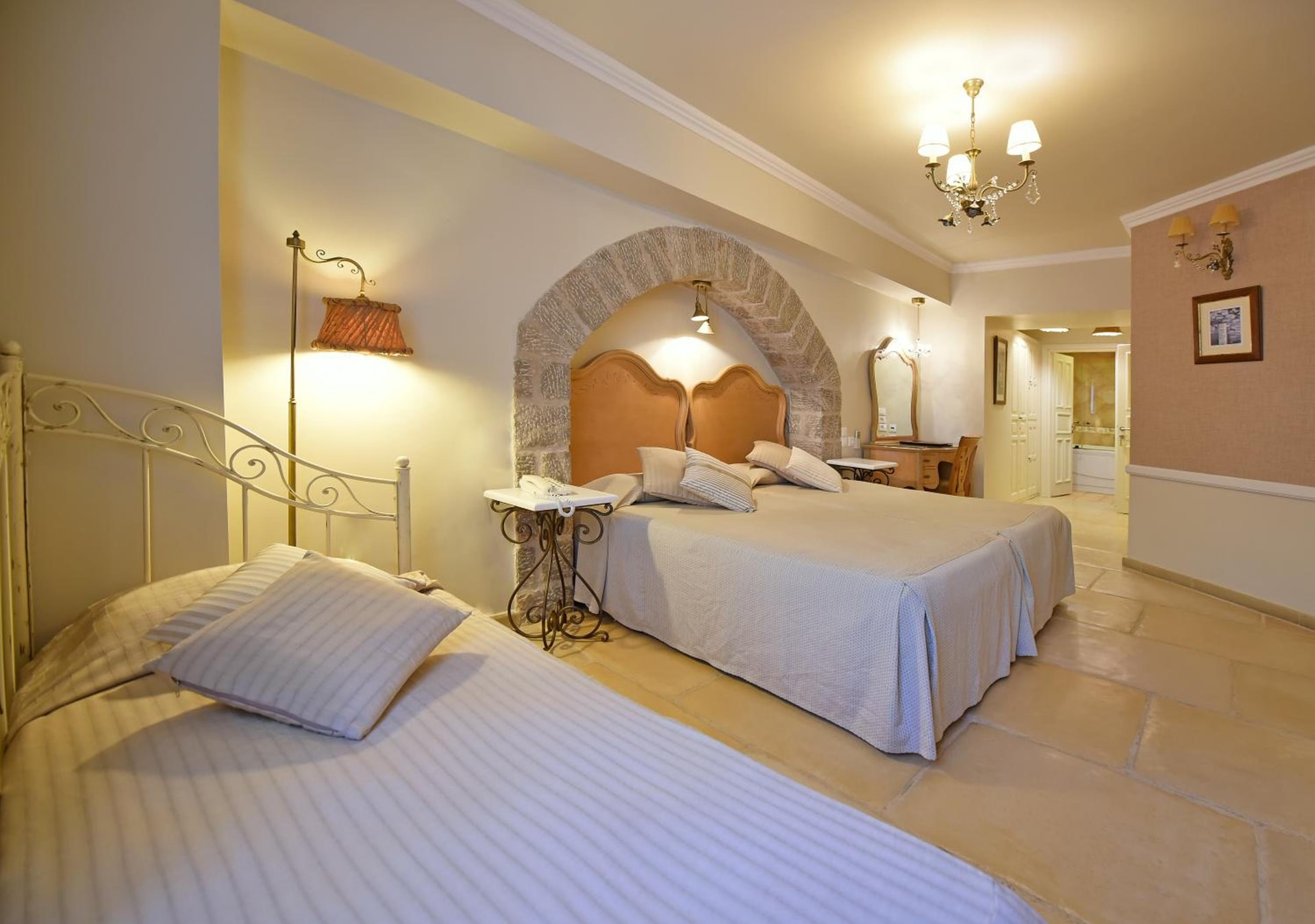 Angelica Traditional Boutique Hotel