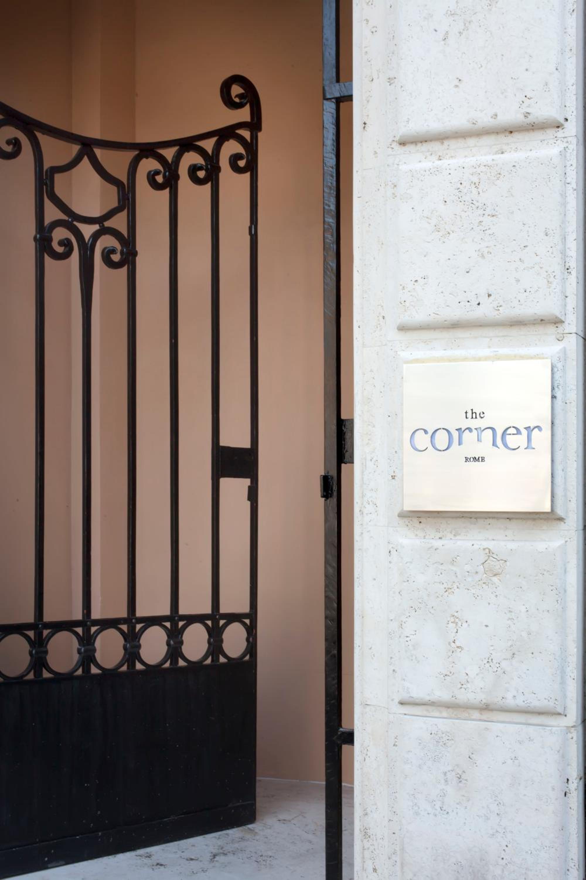 Hotel The Corner Roma
