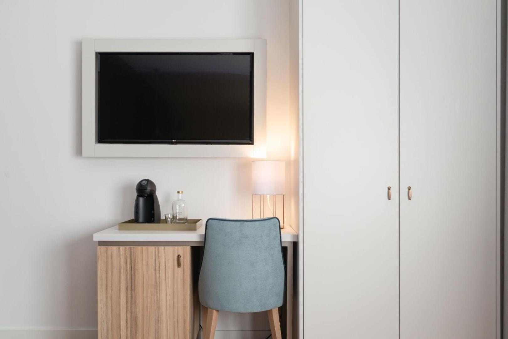 Zurin Charm Hotel