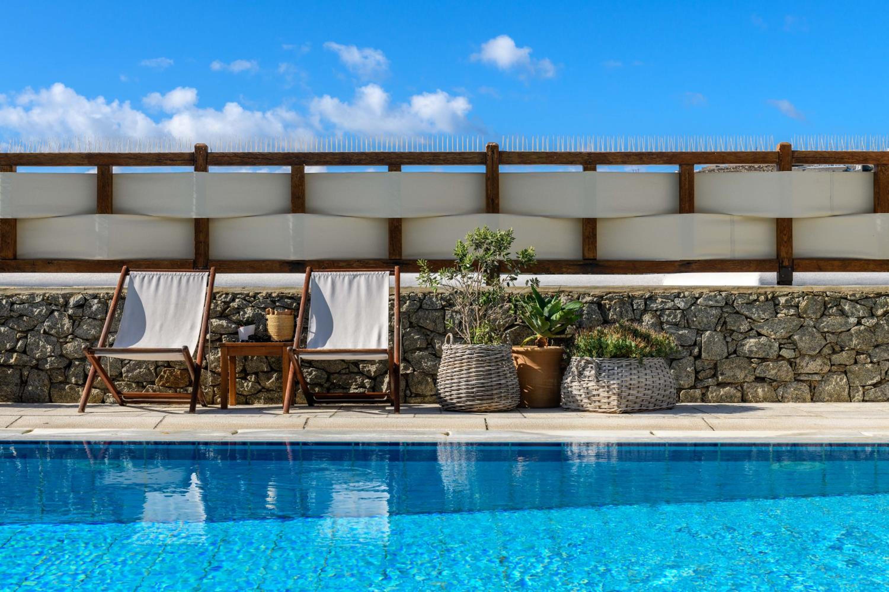 Pelican Bay Hotel