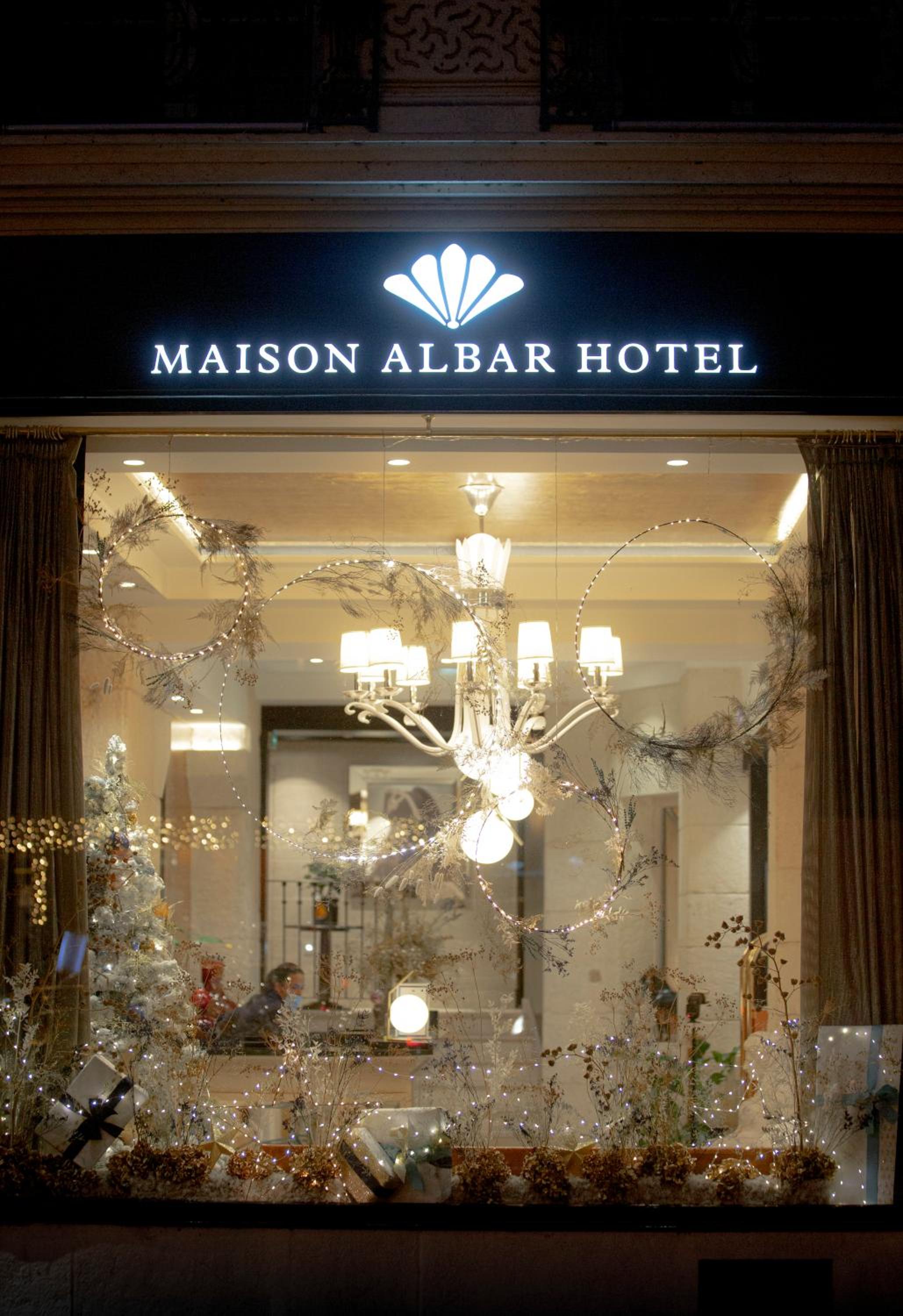 Maison Albar- Le Champs-Elysées