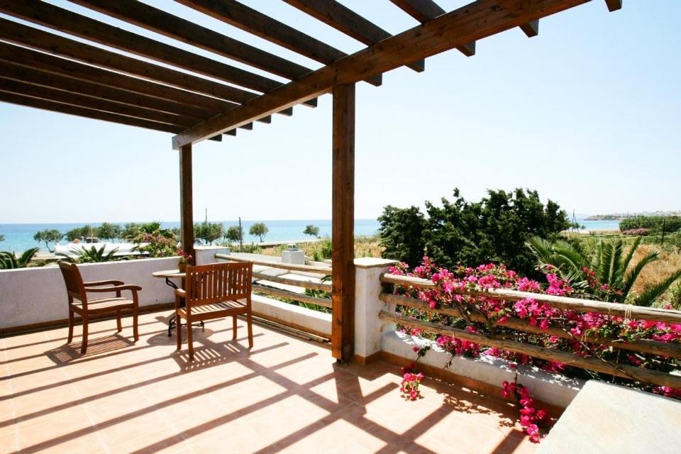 Golden Beach Studios & Suites