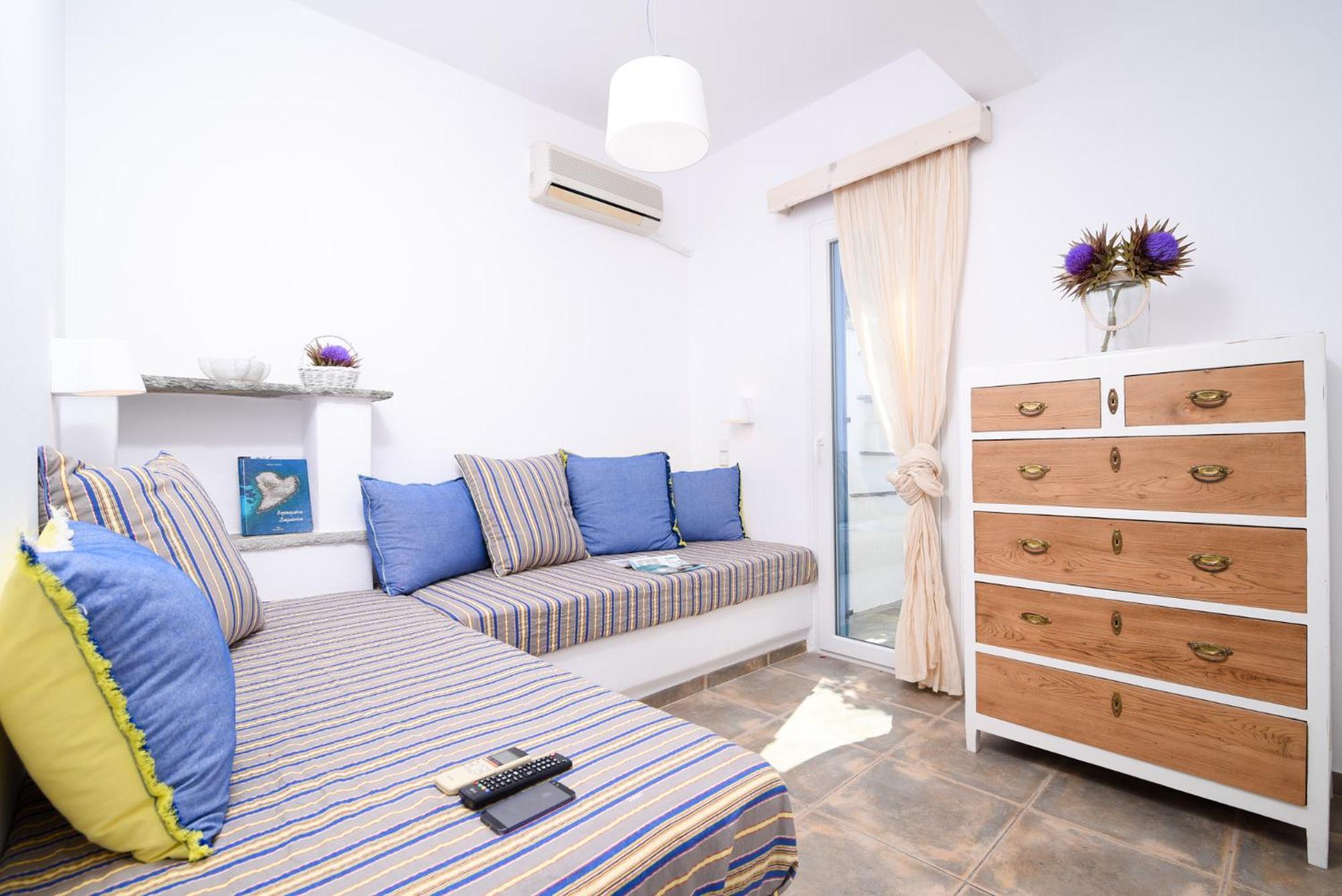 Golden Beach Studios & Suites