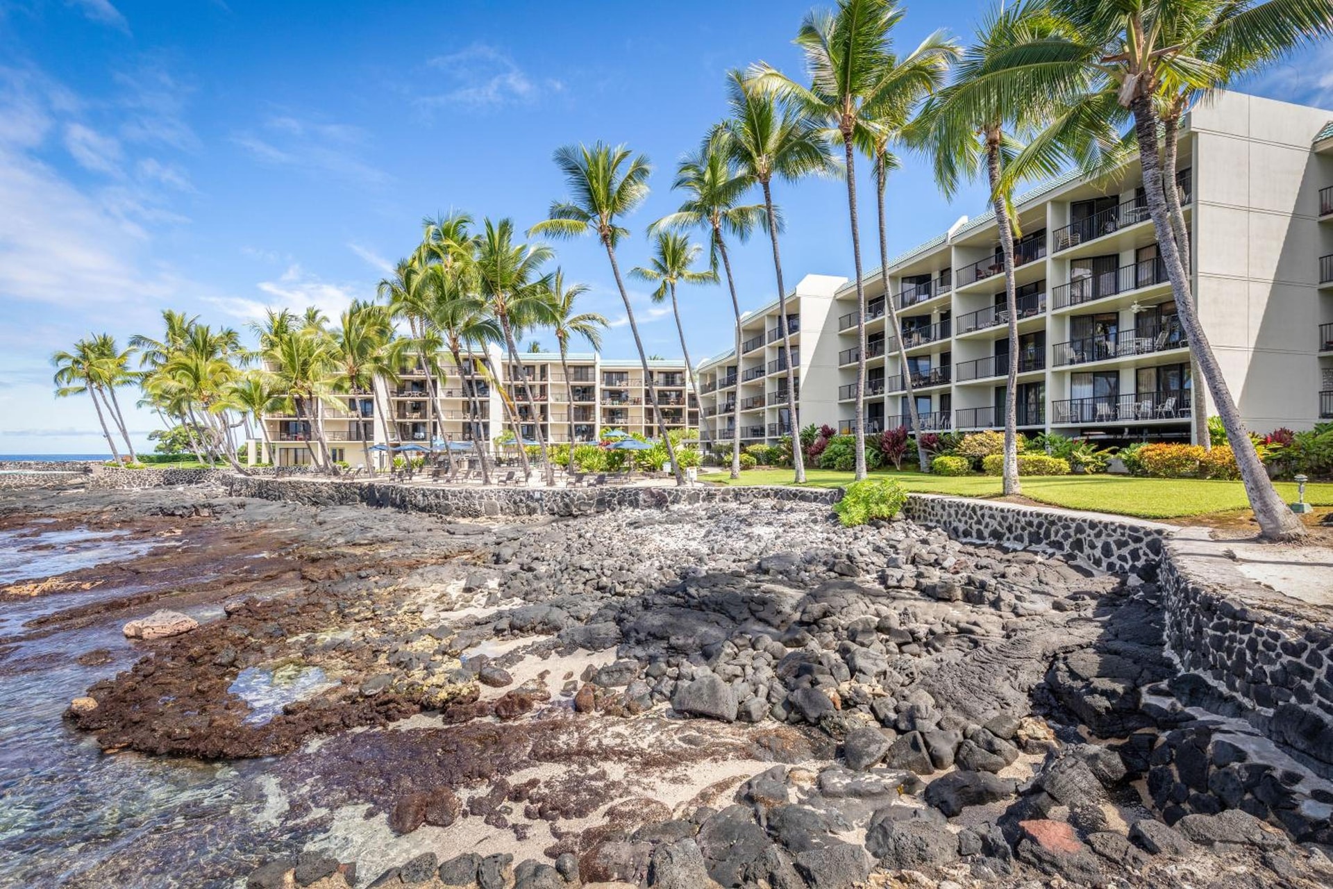 Aston Kona By The Sea