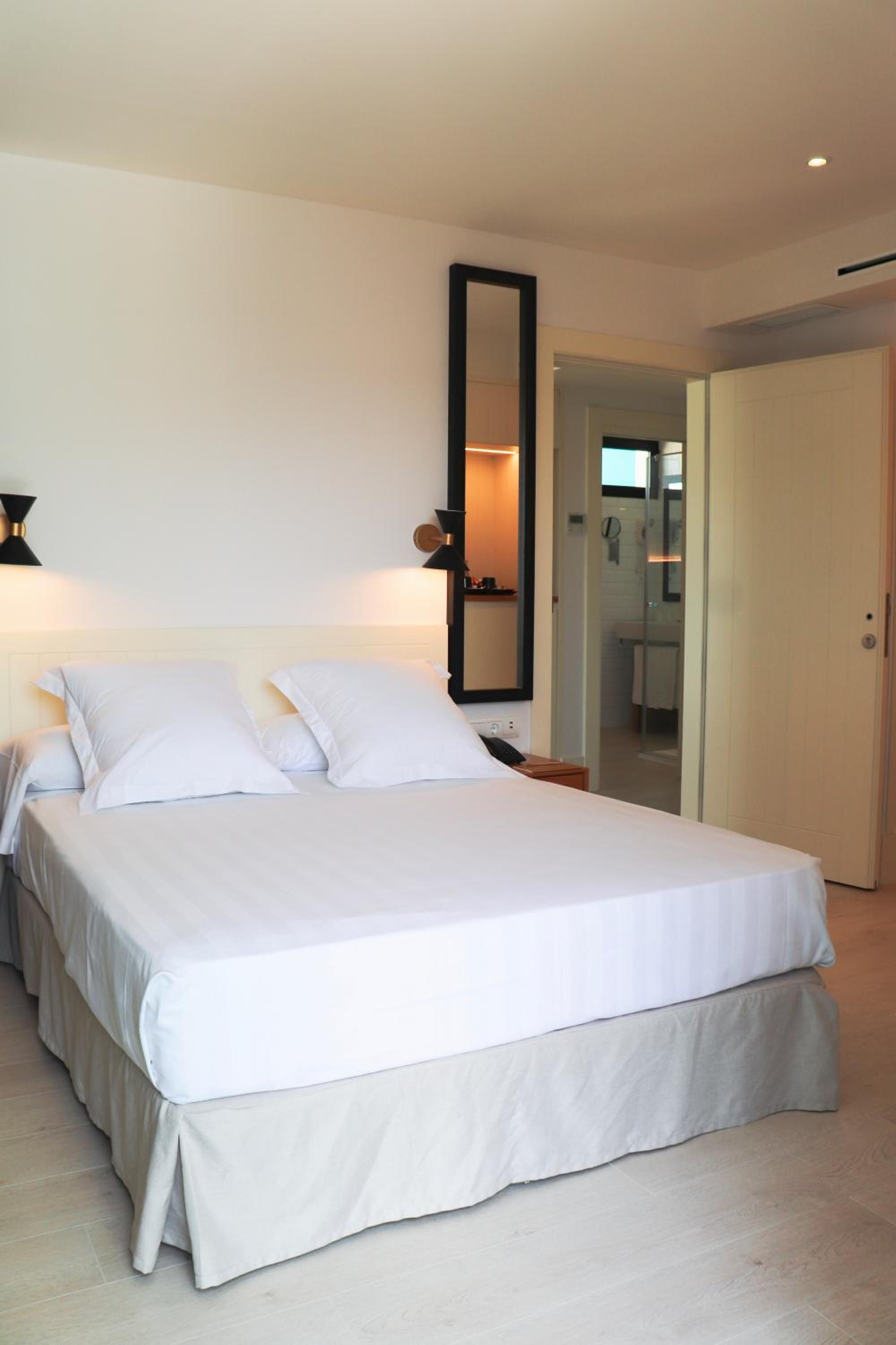 Hotel Almirante