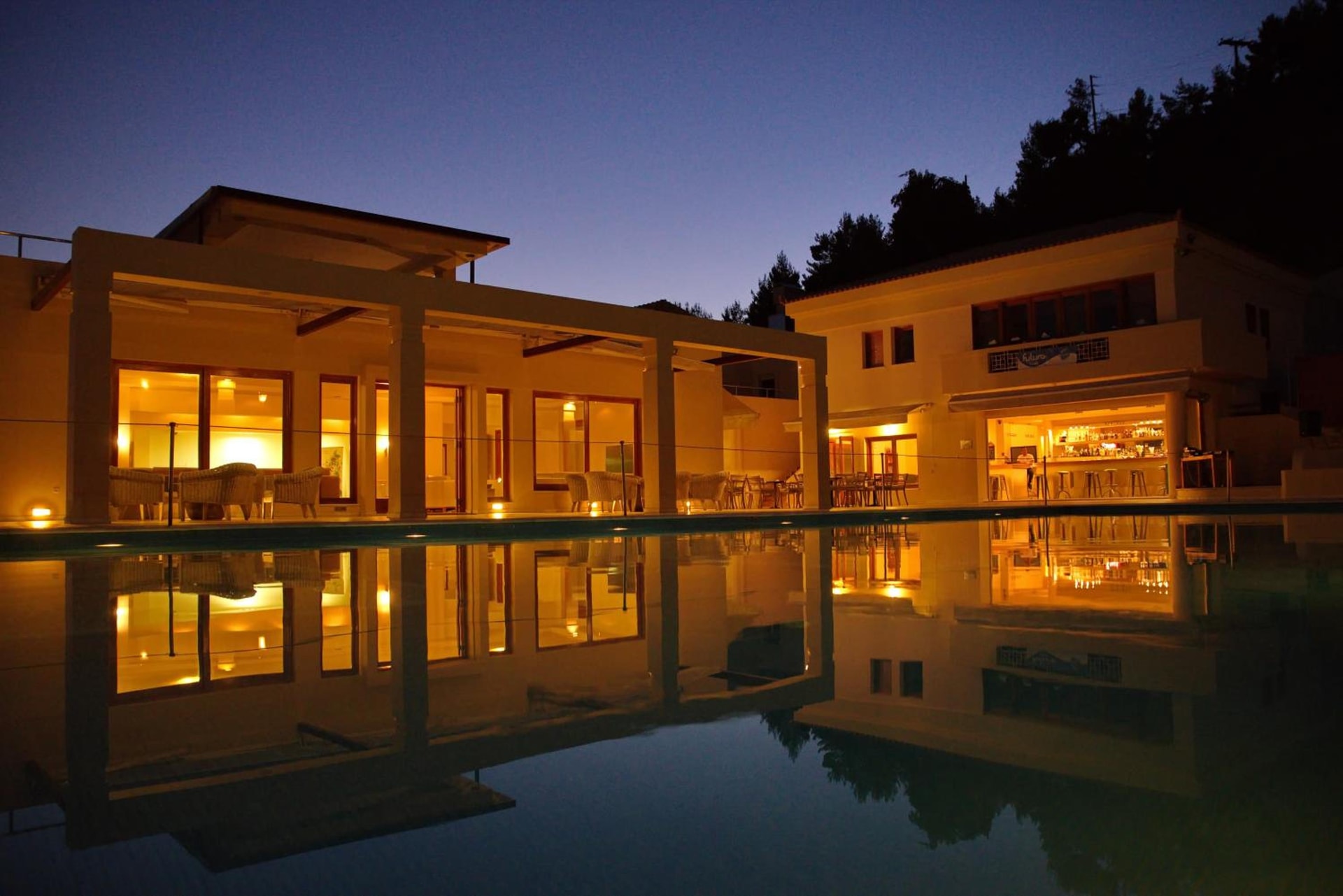 Alonissos Beach Bungalows And Suites Hotel
