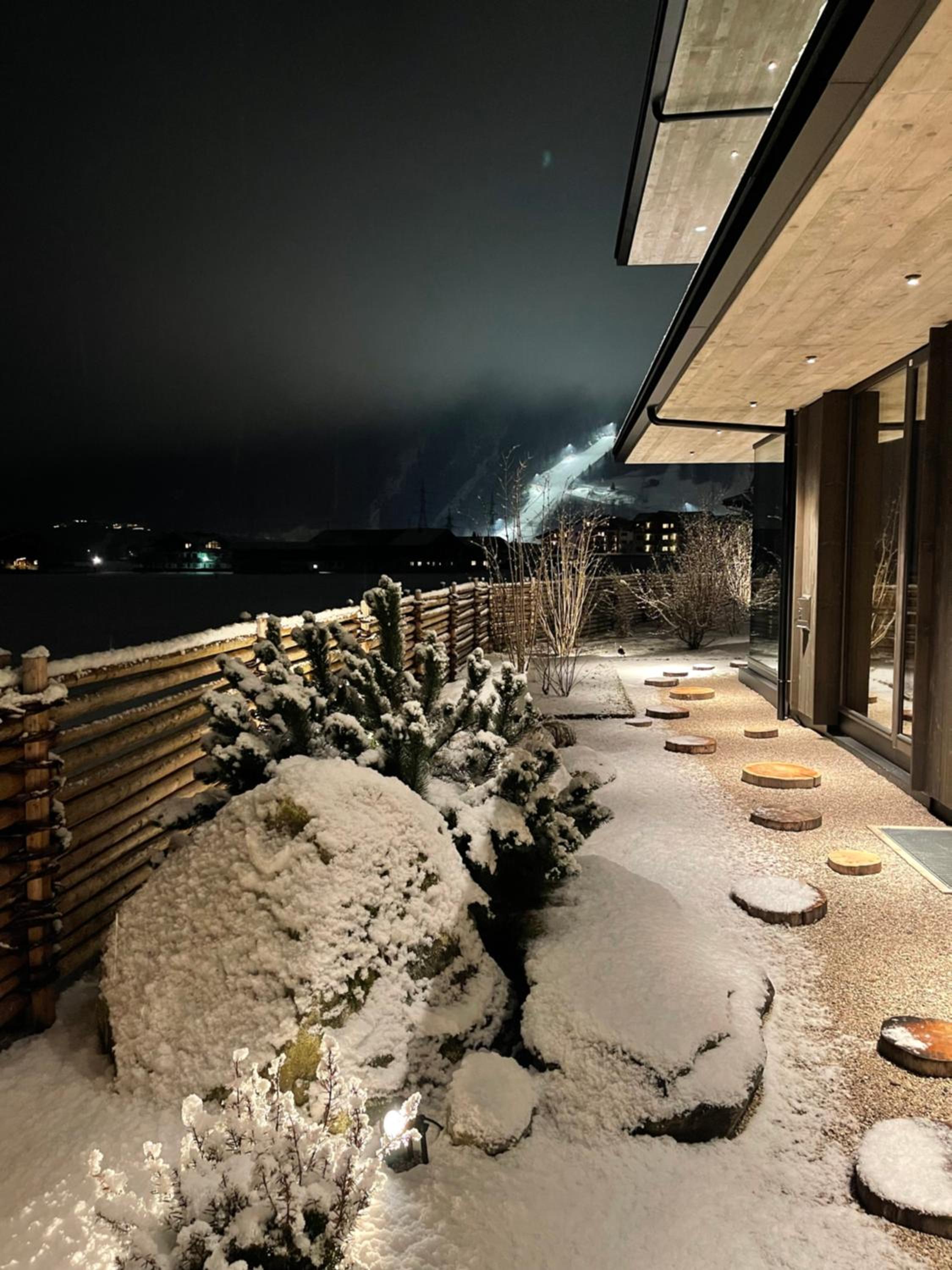 zelloon boutique hotel