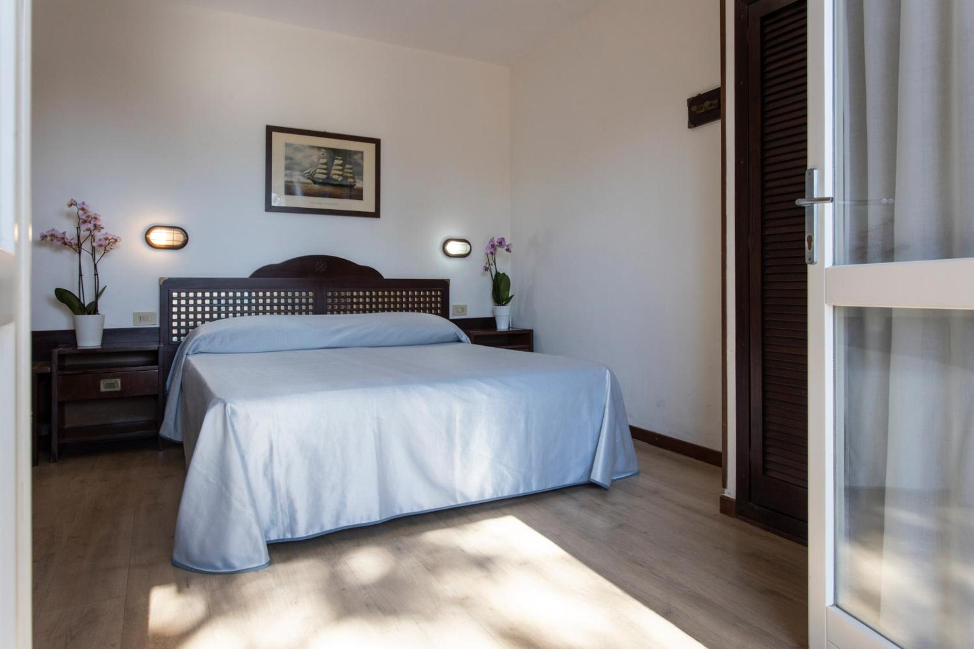 Hotel Antares