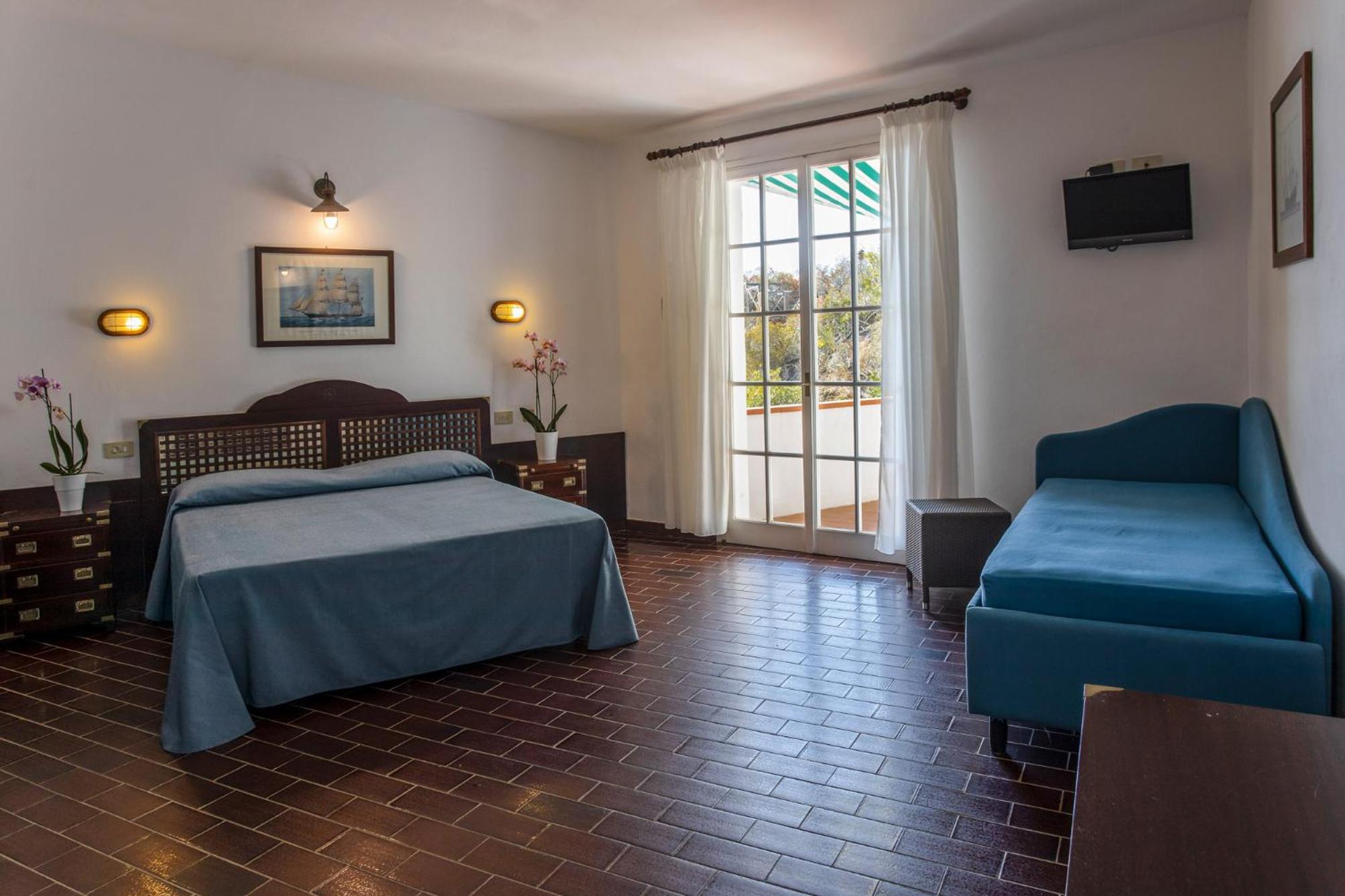 Hotel Antares