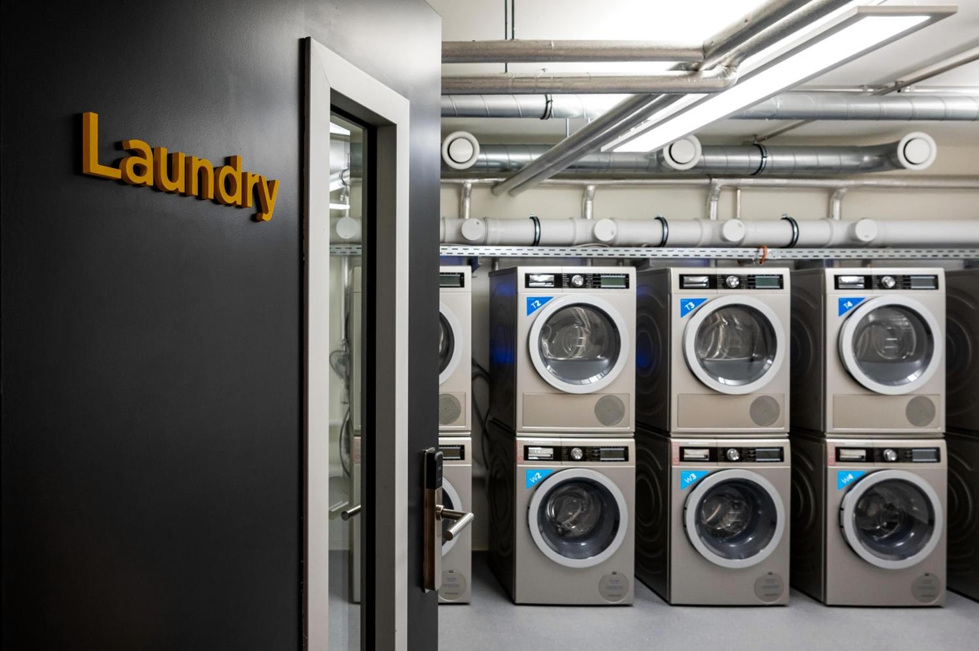 Staycity Aparthotels Frankfurt Airport