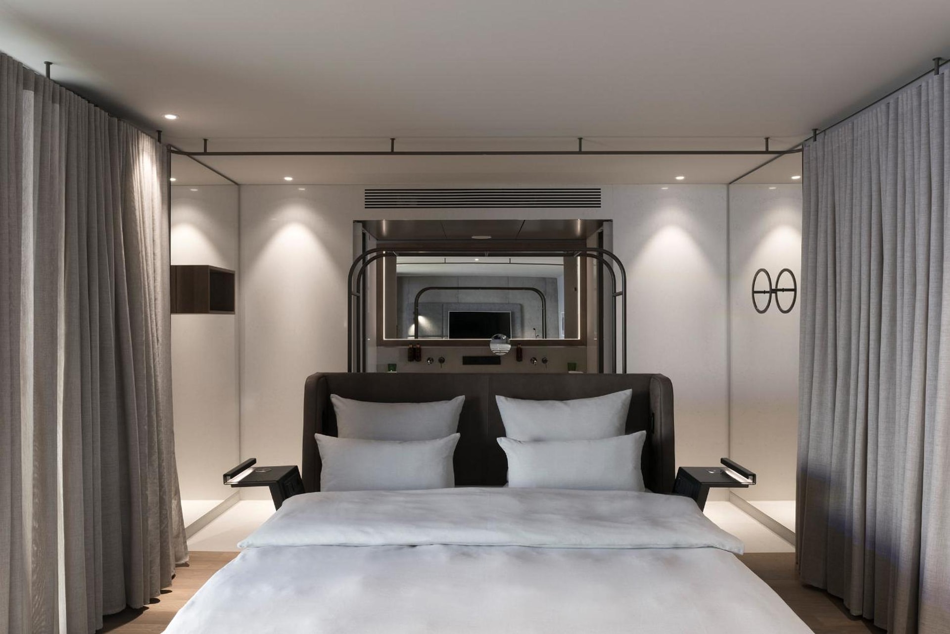 b'mine Frankfurt Airport, WorldHotels Crafted