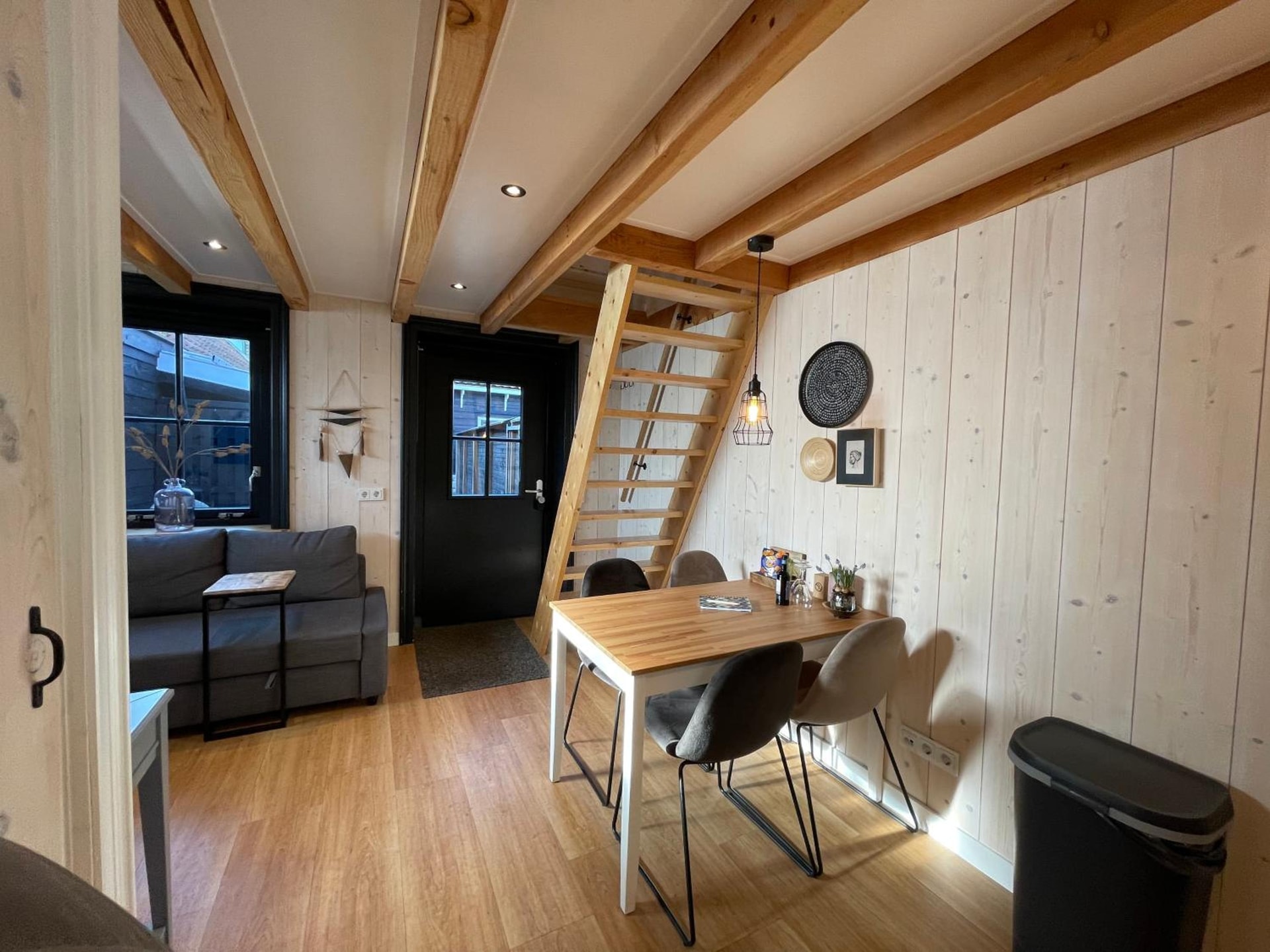 Luxury Chalets Monnickendam