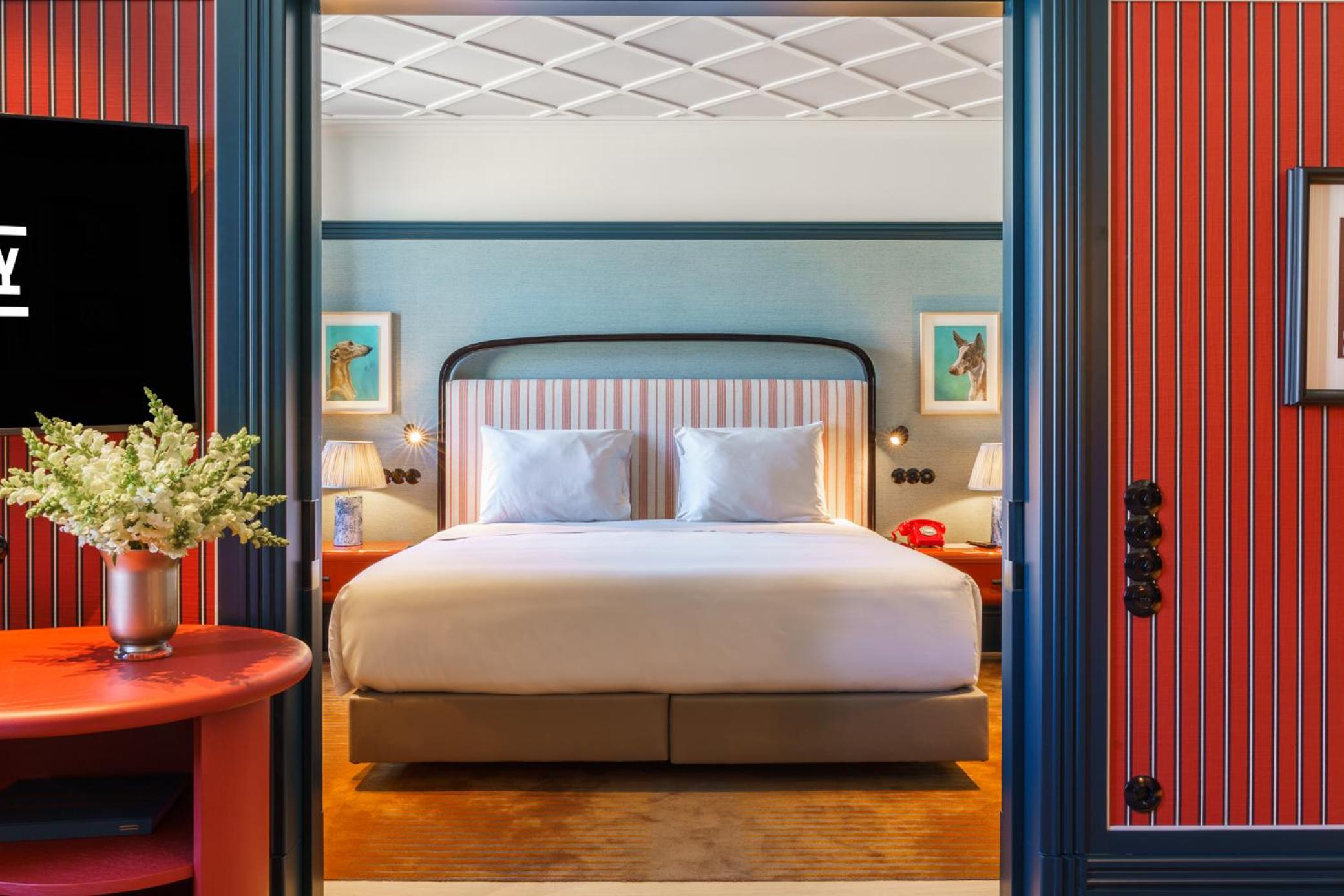 hotel room