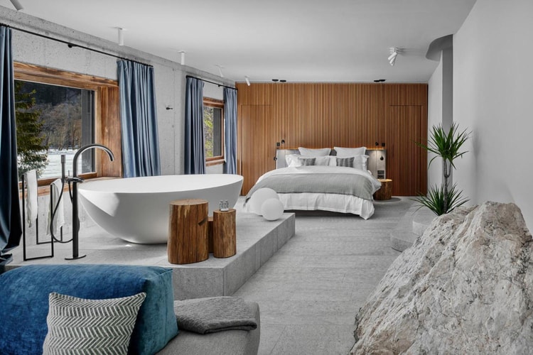 hotel image 0