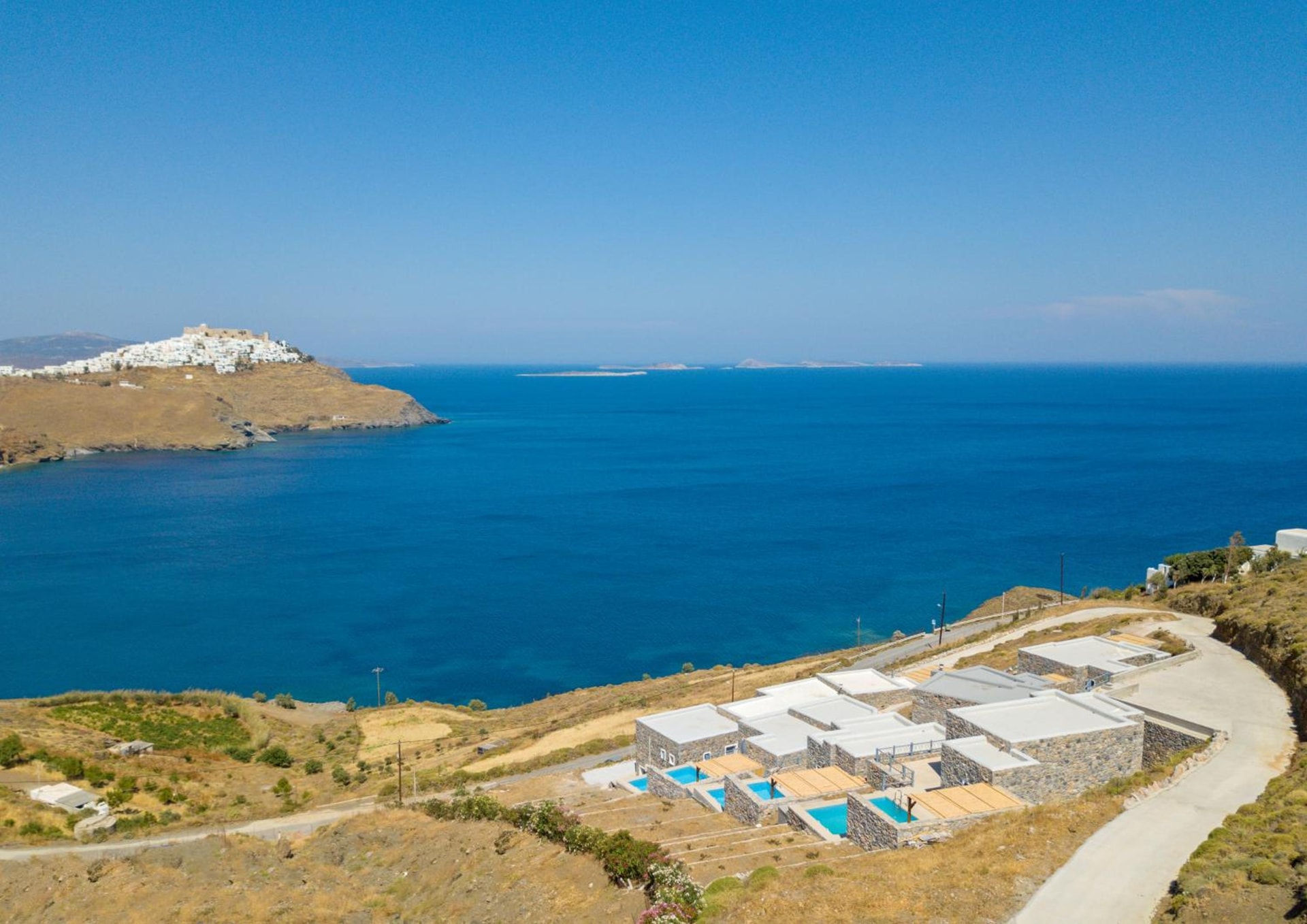 Nisides Suites