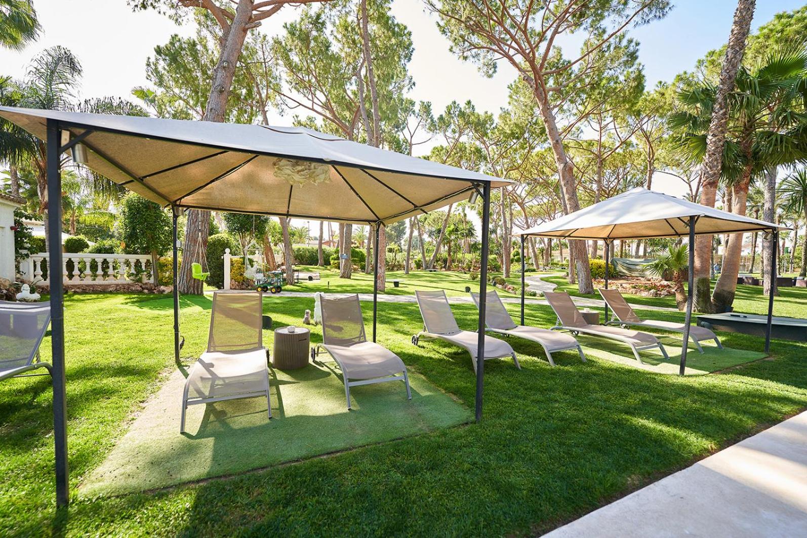 El Oasis Villa Resort