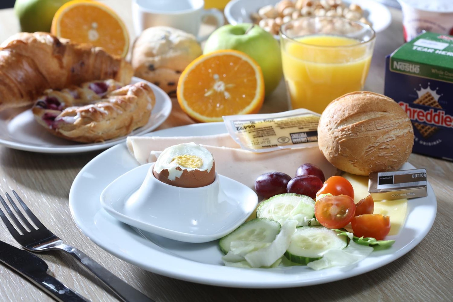 breakfast buffet
