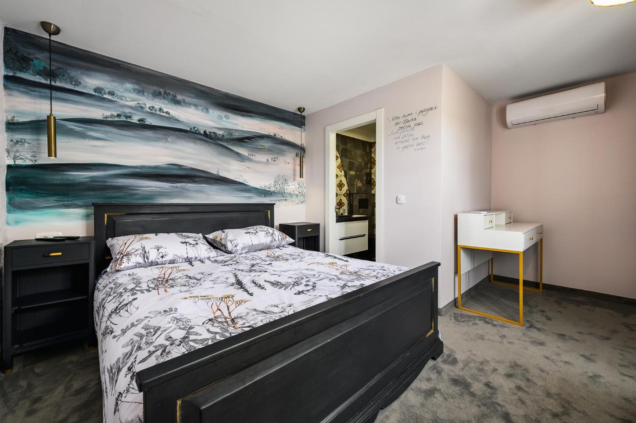 Ponte Porton Dining & lodging