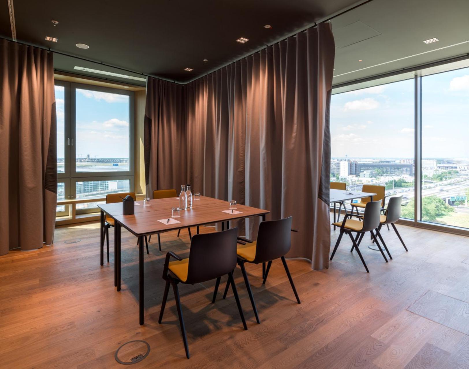 b'mine Frankfurt Airport, WorldHotels Crafted