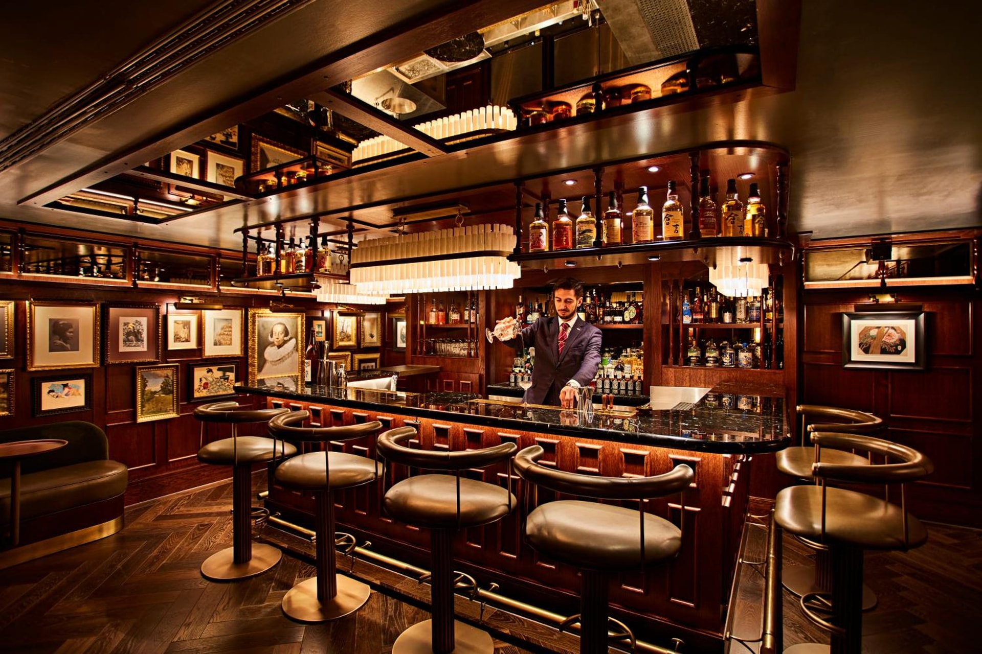 bar