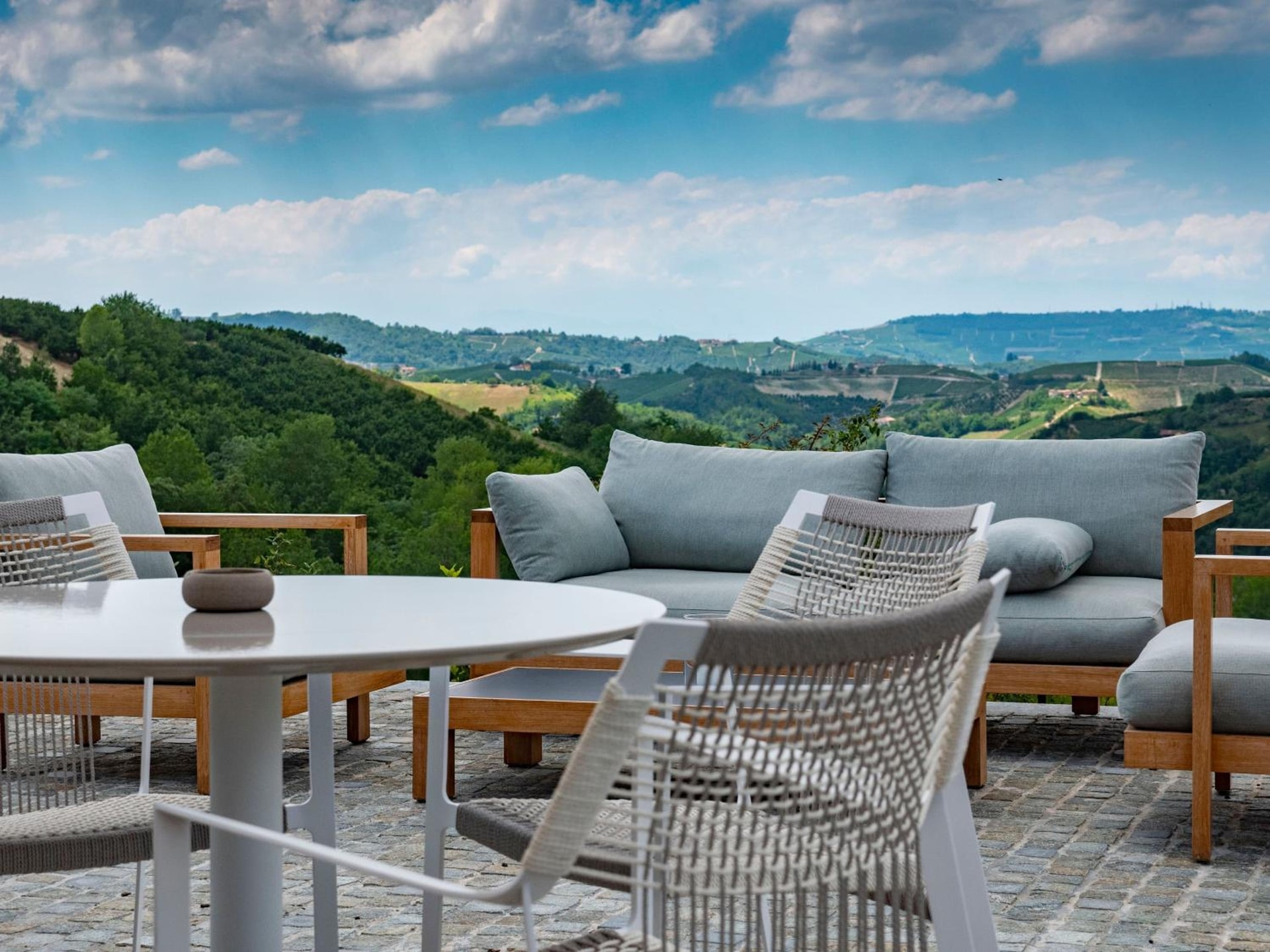 outdoor bbq area