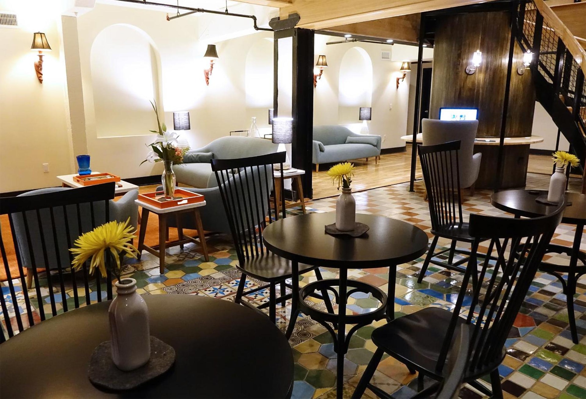 Henry Norman Hotel