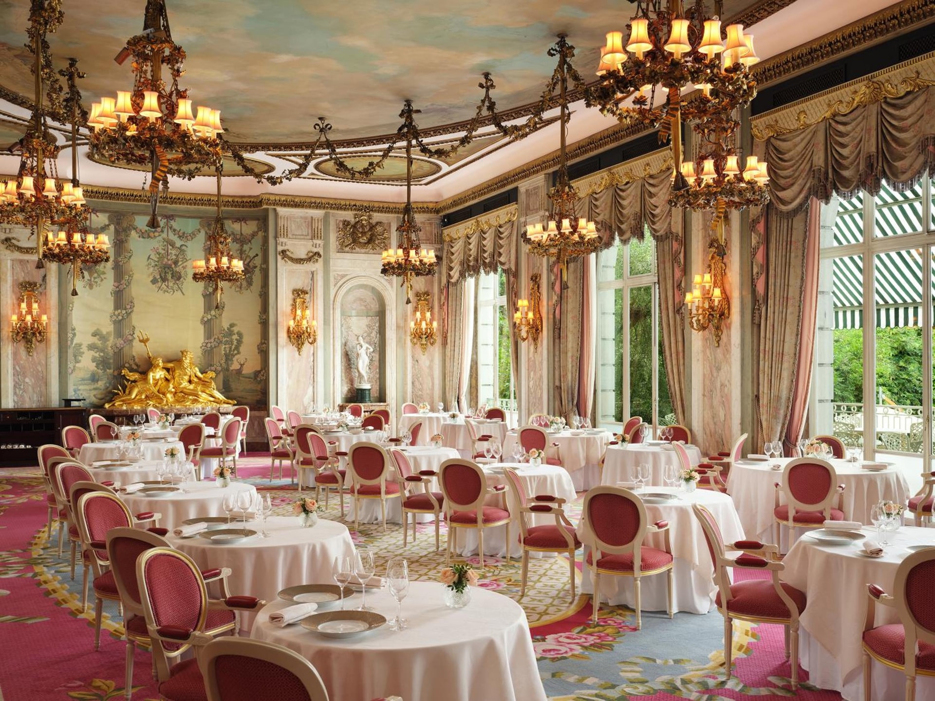 banquet hall