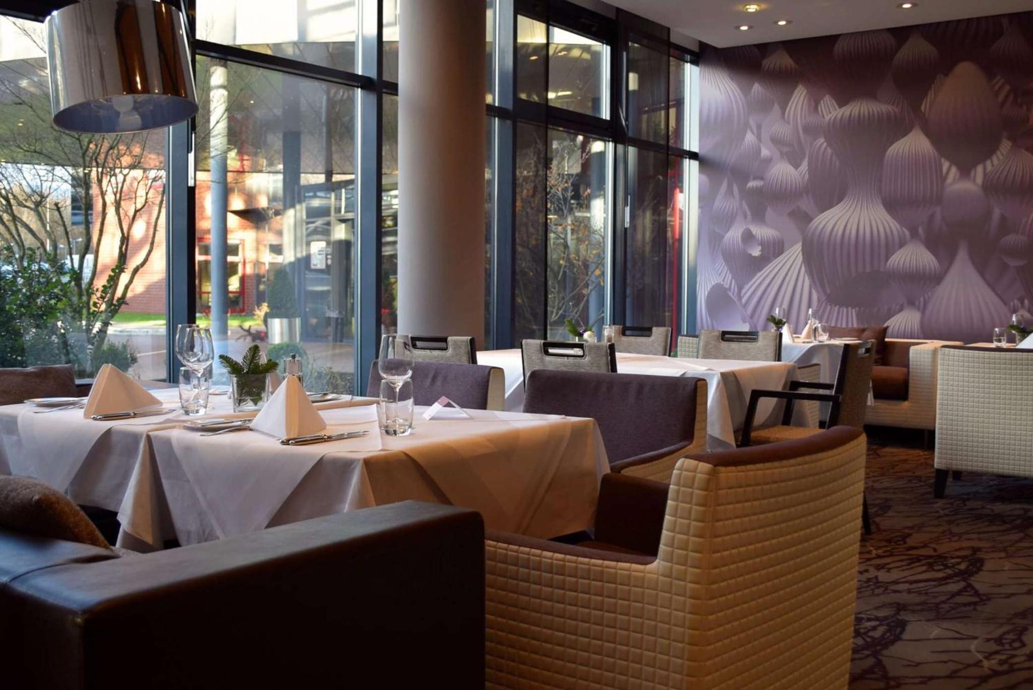 elaya frankfurt oberursel, Trademark Collection