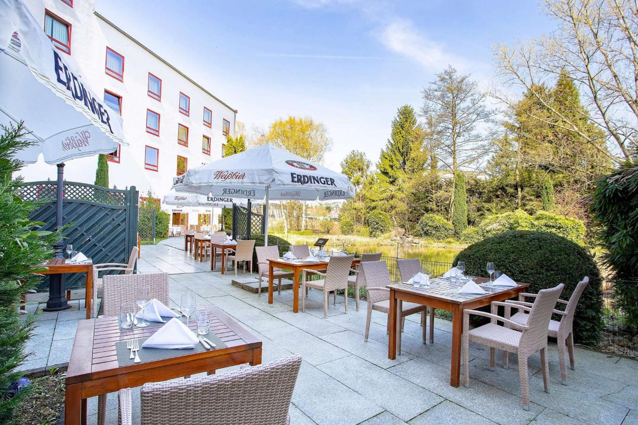 elaya frankfurt oberursel, Trademark Collection