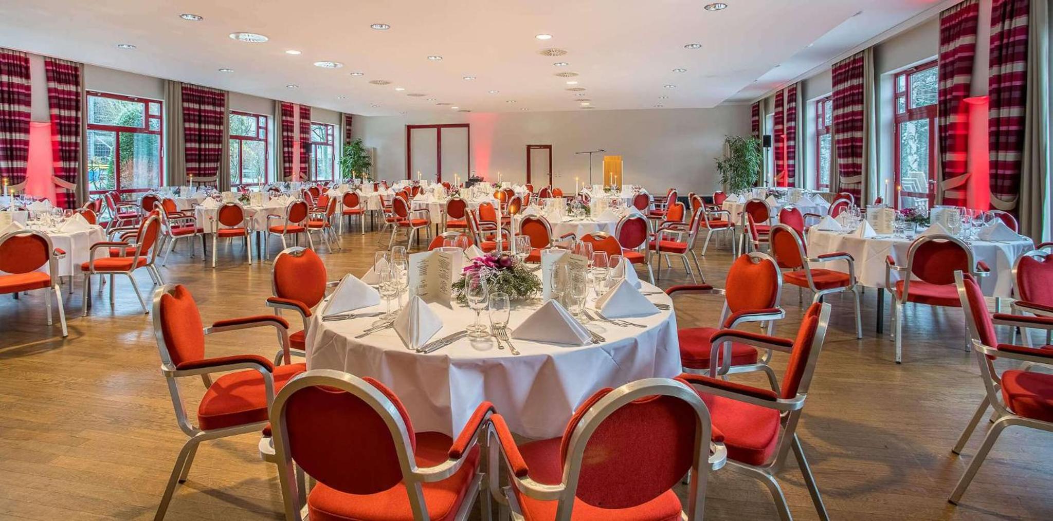 elaya frankfurt oberursel, Trademark Collection