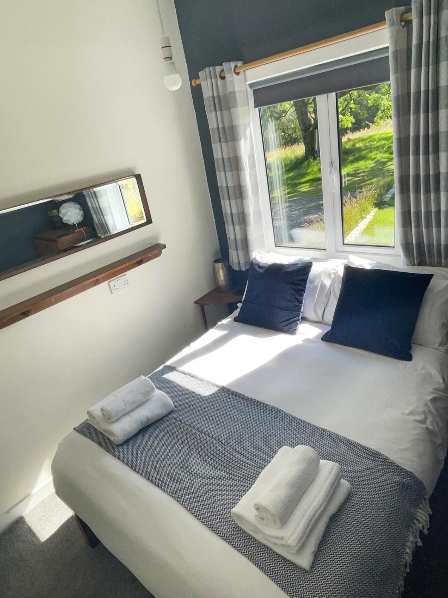 Old Kyle Farm - Stunning Views - 2 mins from Skye Bridge