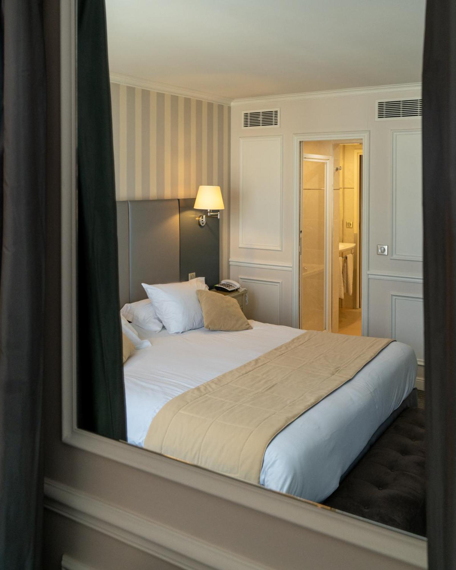 Hotel de L'Universite