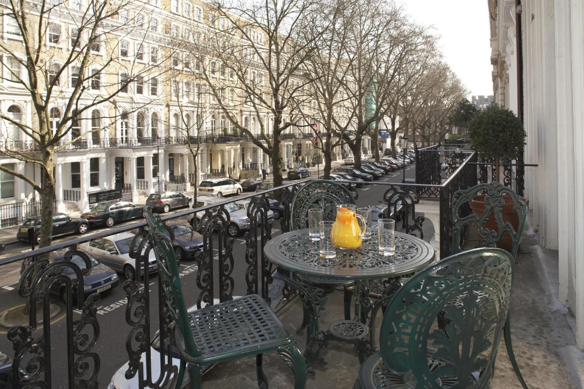 balcony