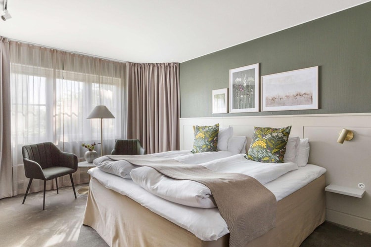 hotel image 0