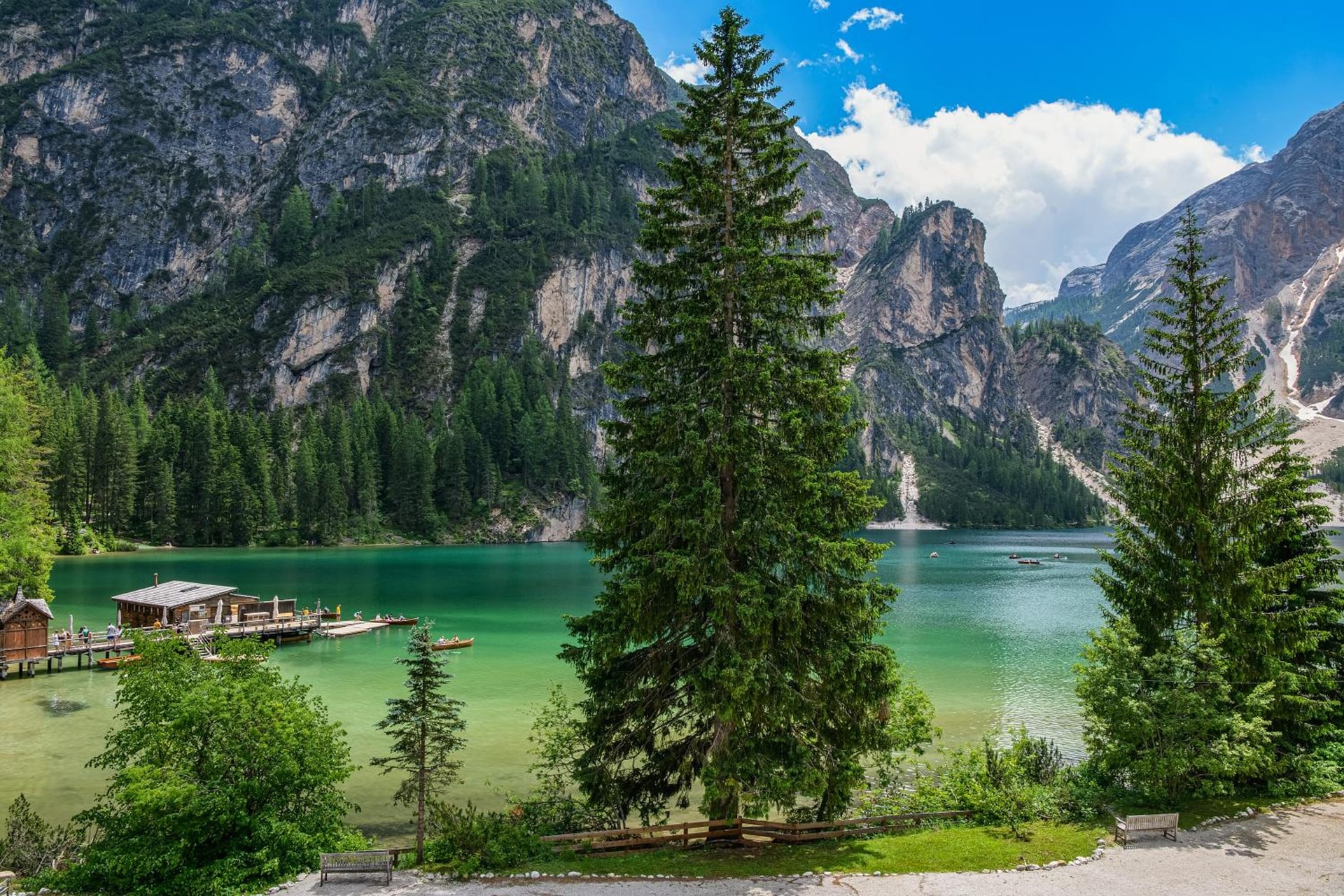 Hotel Lago di Braies