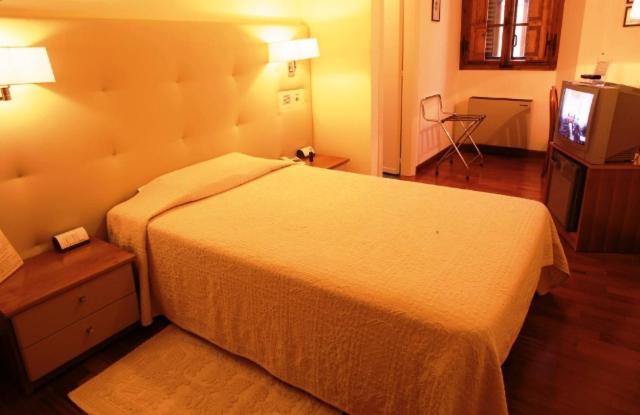 Deco Hotel