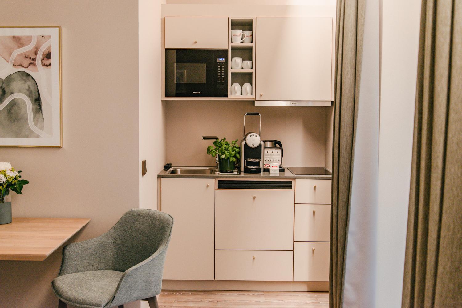 MAXIMILIAN MUNICH Apartments & Hotel