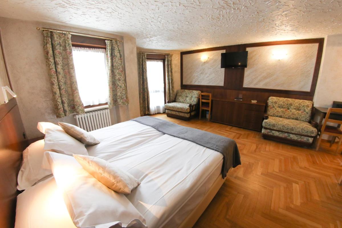 HOTEL SPORTING