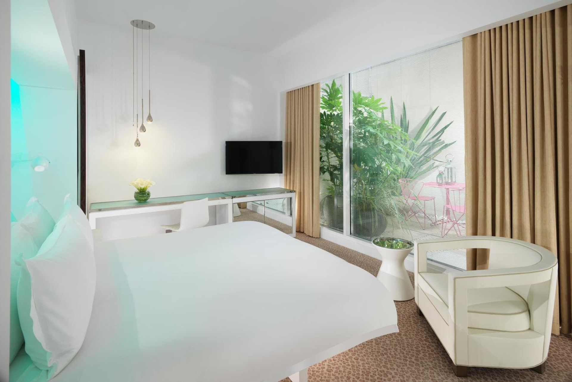 hotel room