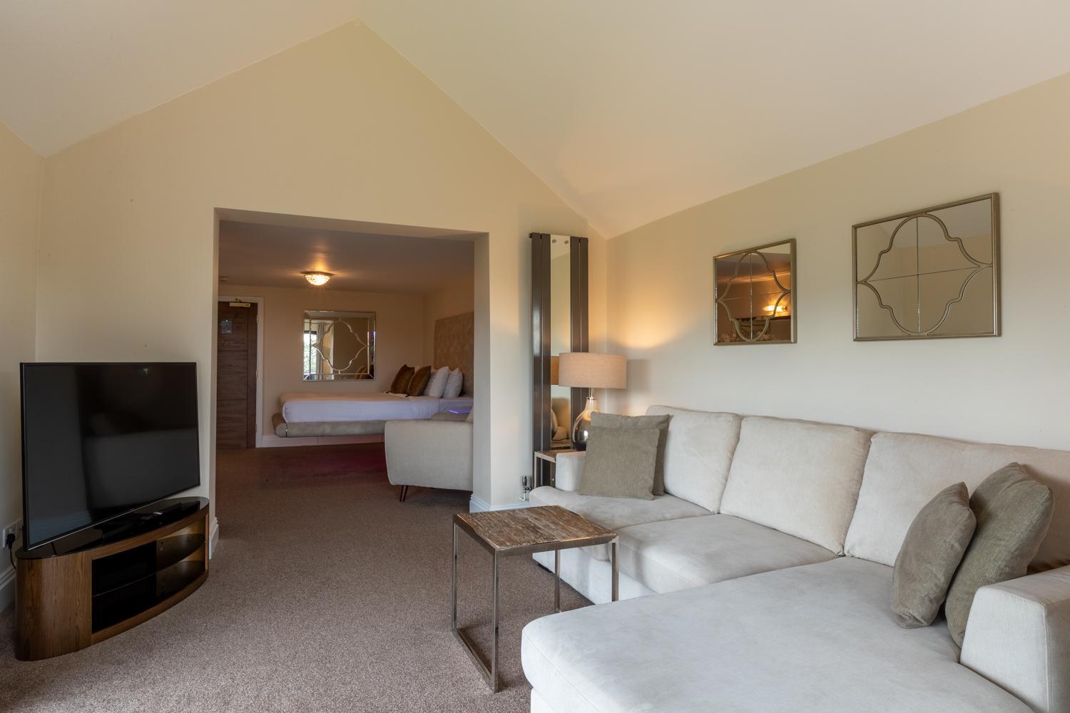 Lakes Hotel & Spa