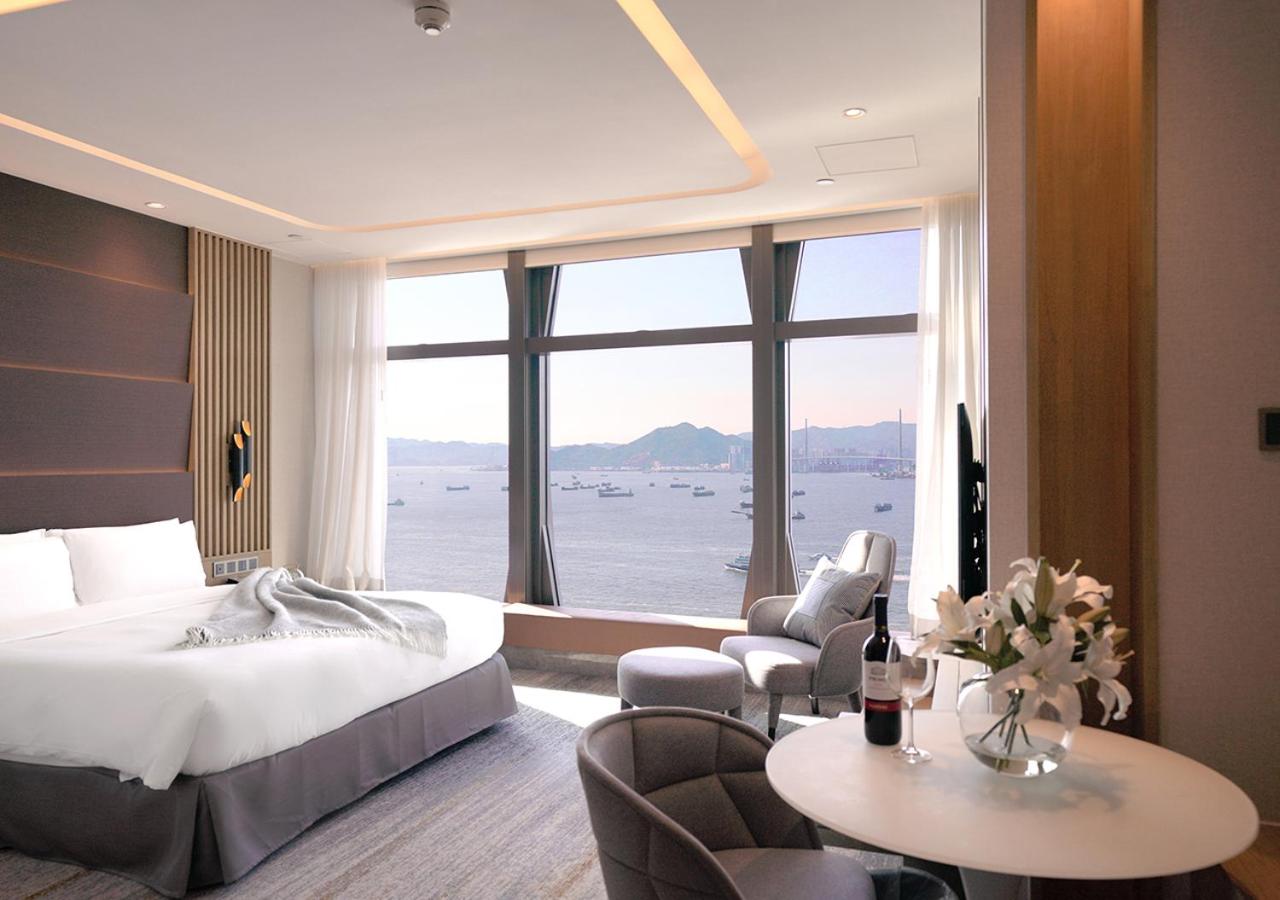 Oasis Aurum 181 Hotel