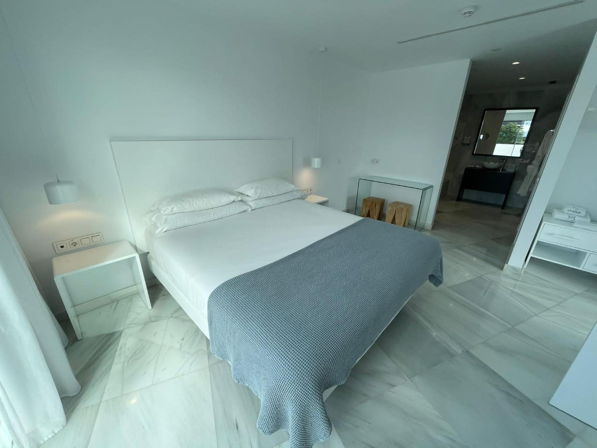 CalaLanzarote Suites Hotel - Adults Only