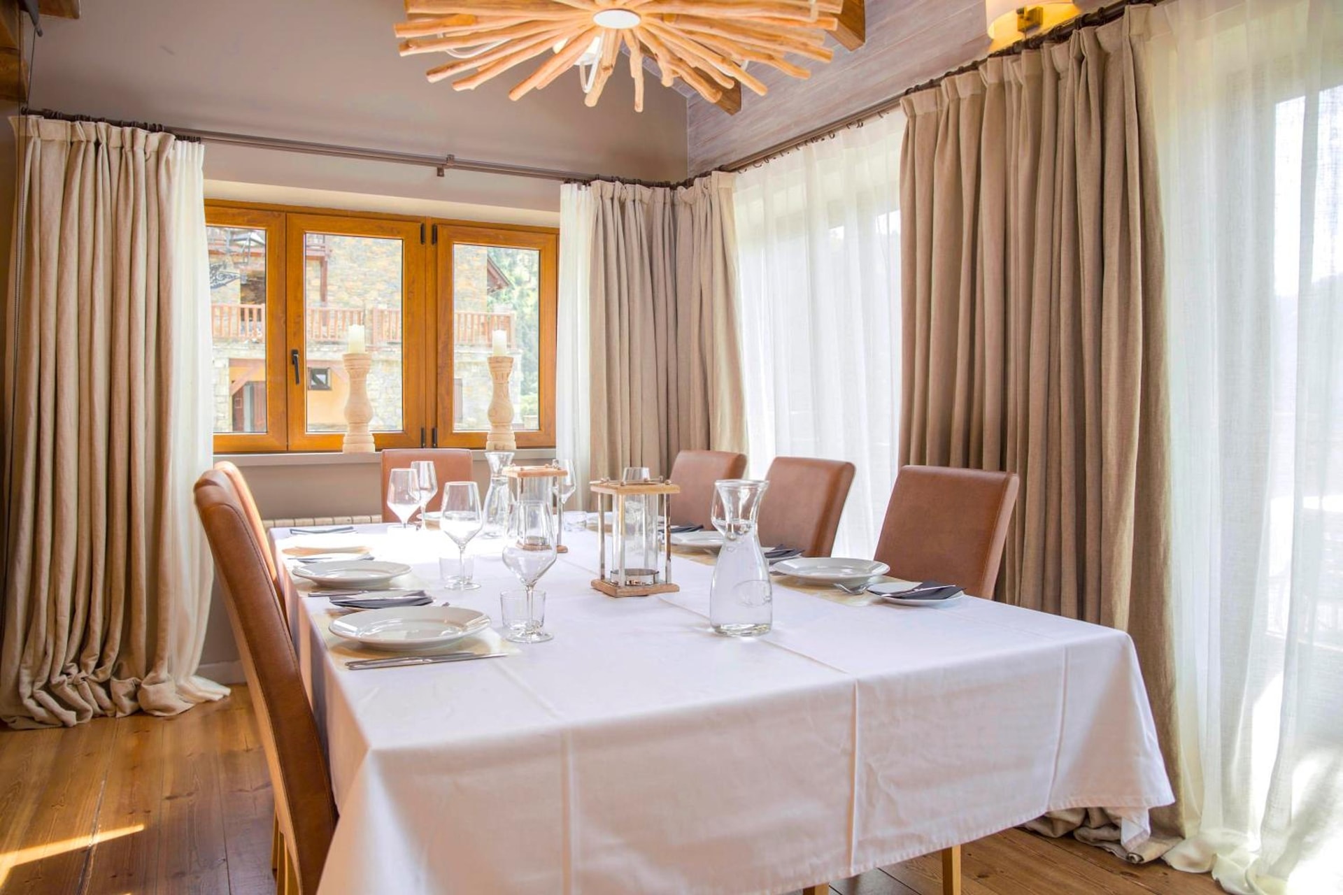 Eira Ski Lodge