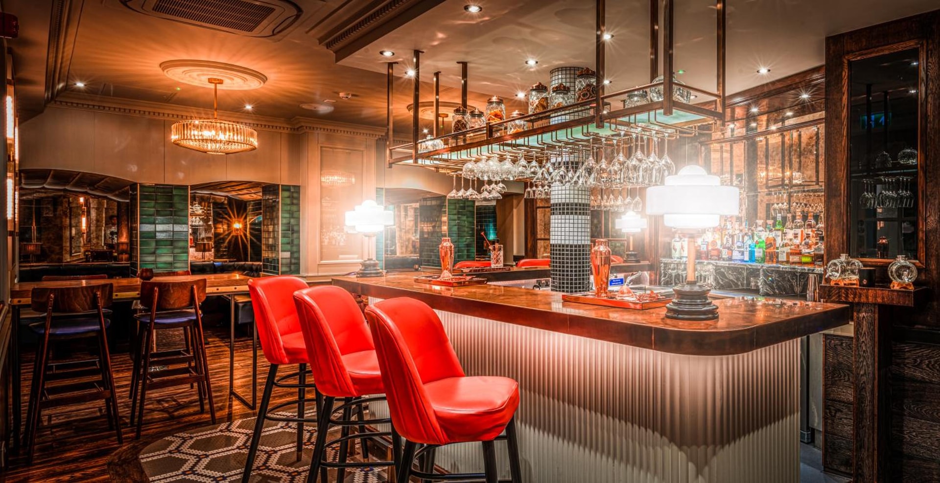 bar