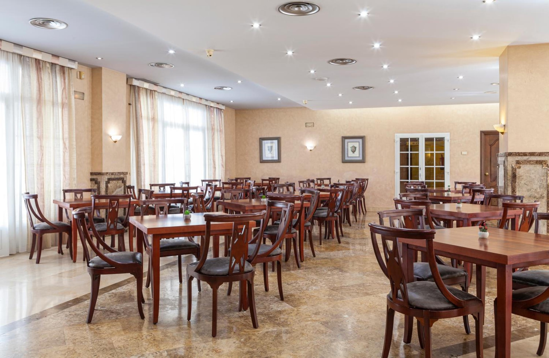 Hotel Macià Alfaros