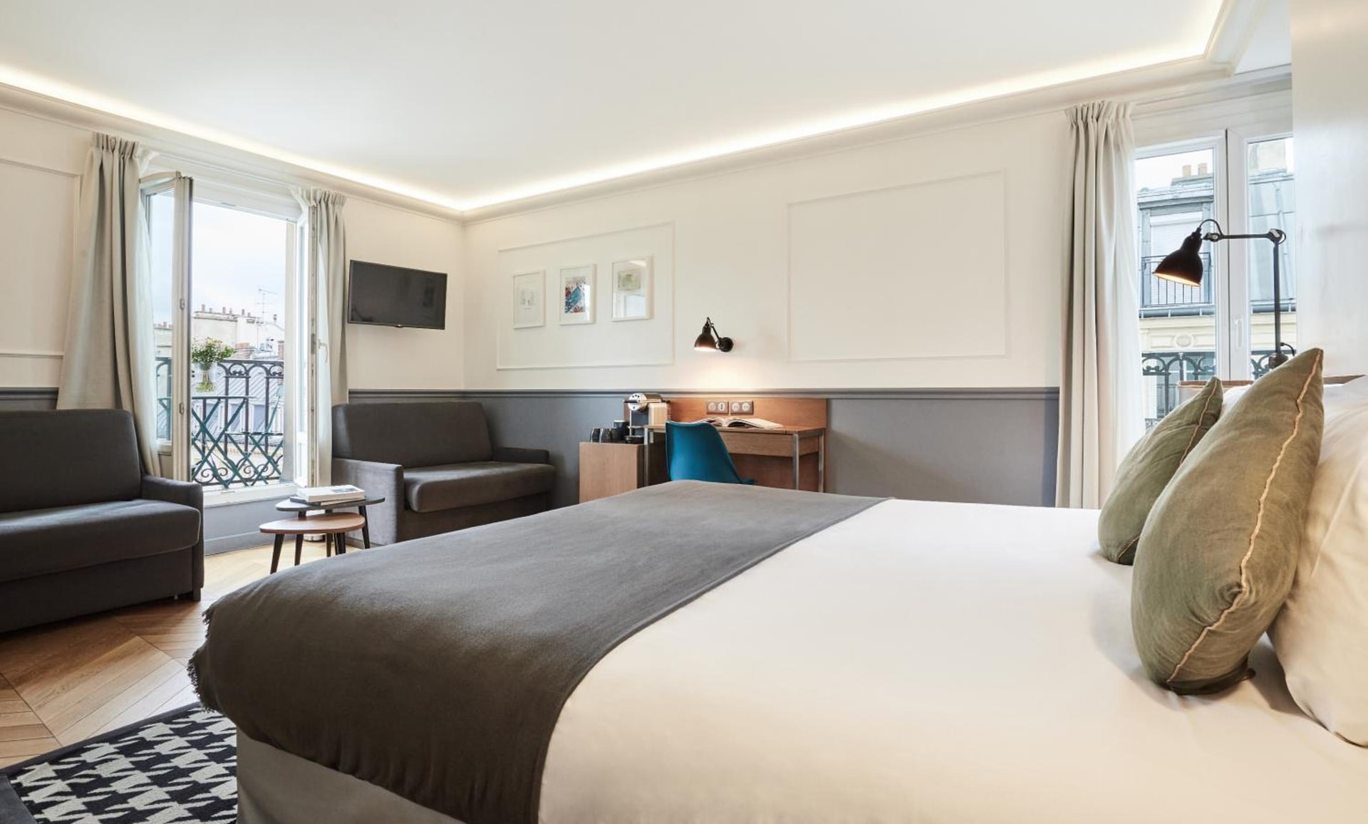 hotel room