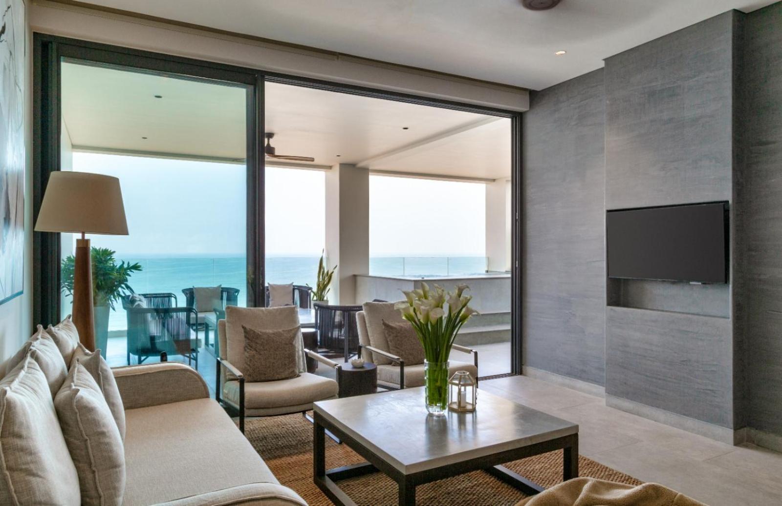 Crystal Sands Hikkaduwa - All Suites with Private Plunge Pools