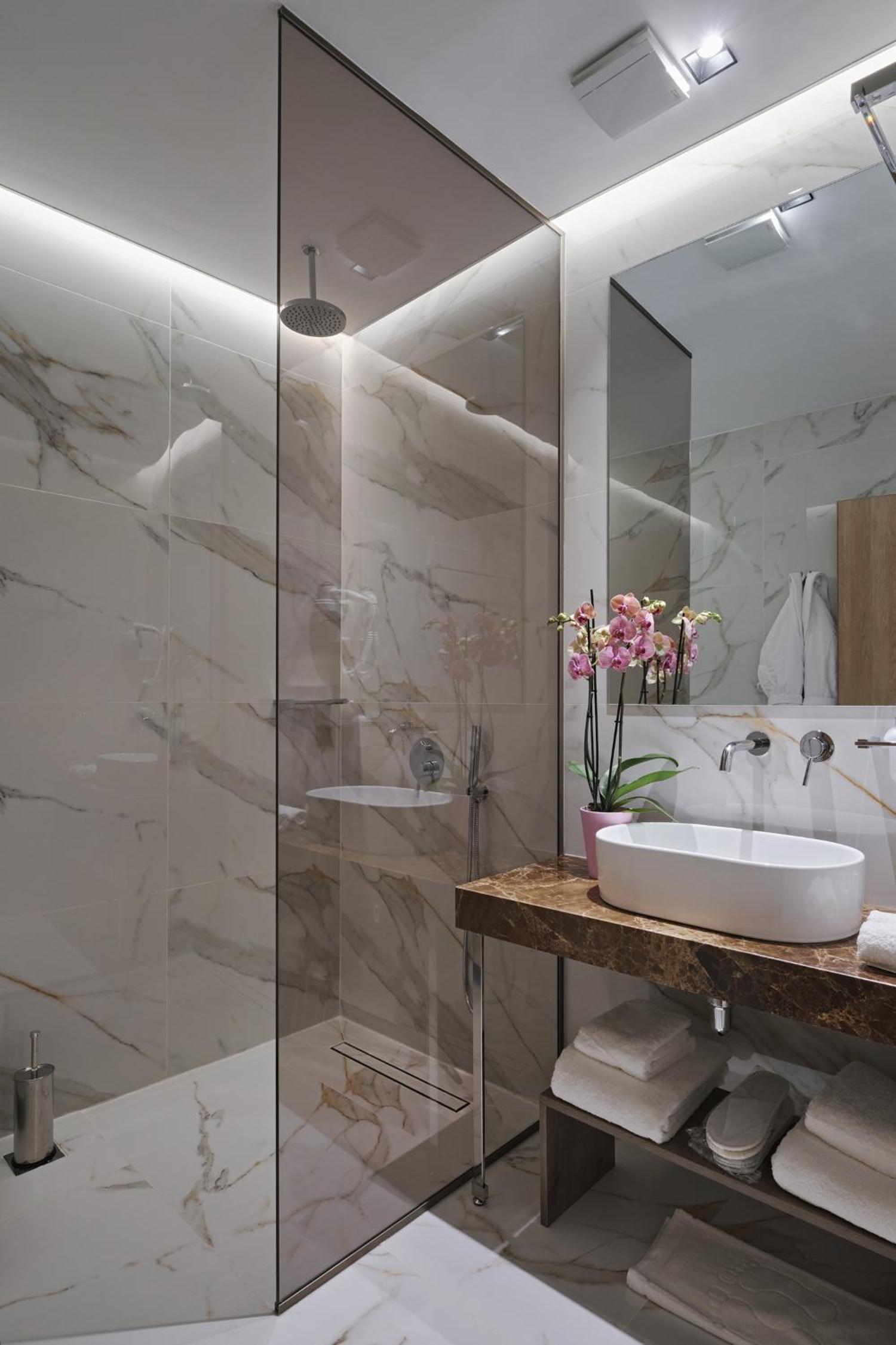 Athens The L7 Str - Luxury Boutique Collection Hotel