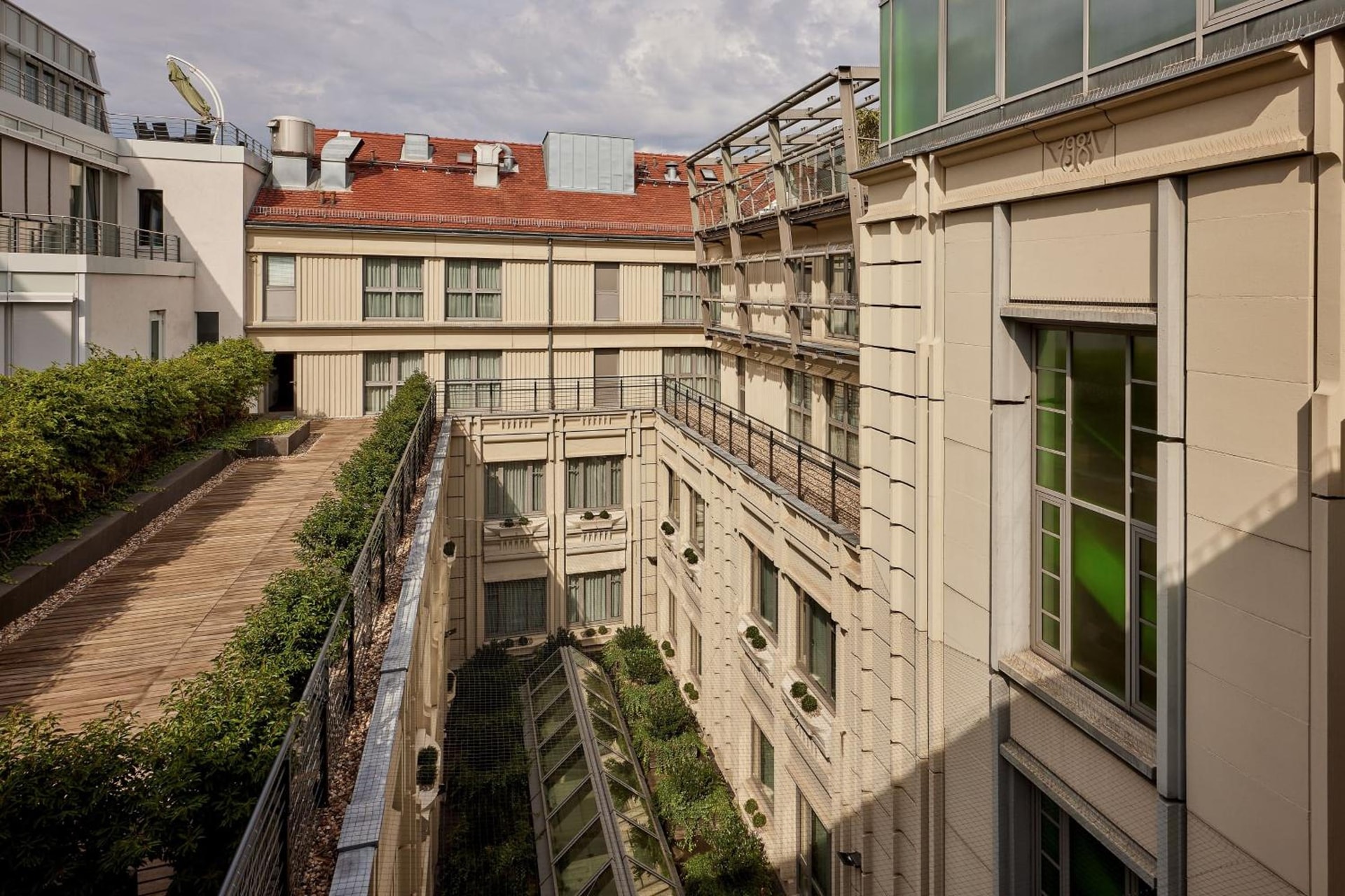 Hotel Luc, Autograph Collection